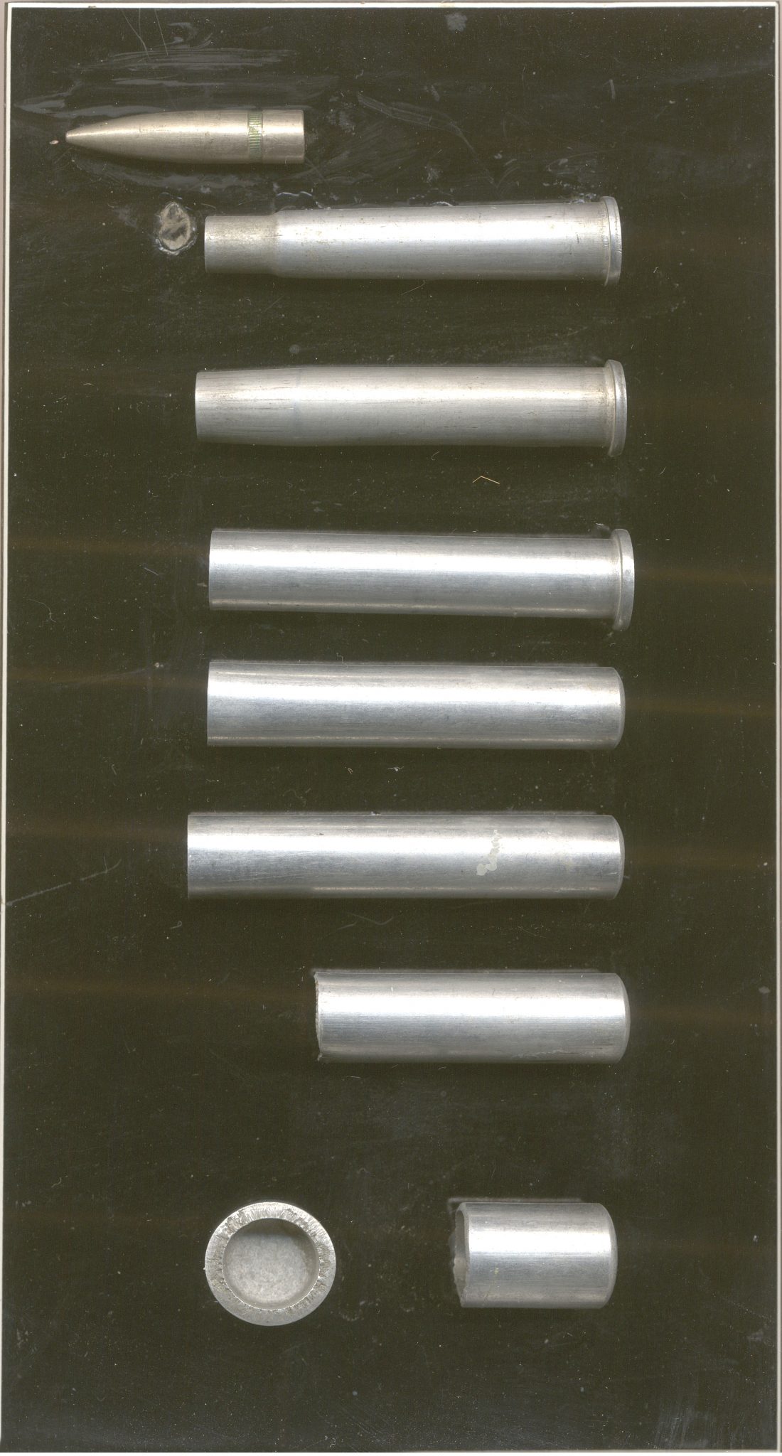 Lot 139 .303 British mounted aluminum case draw set. 2hole Berdan